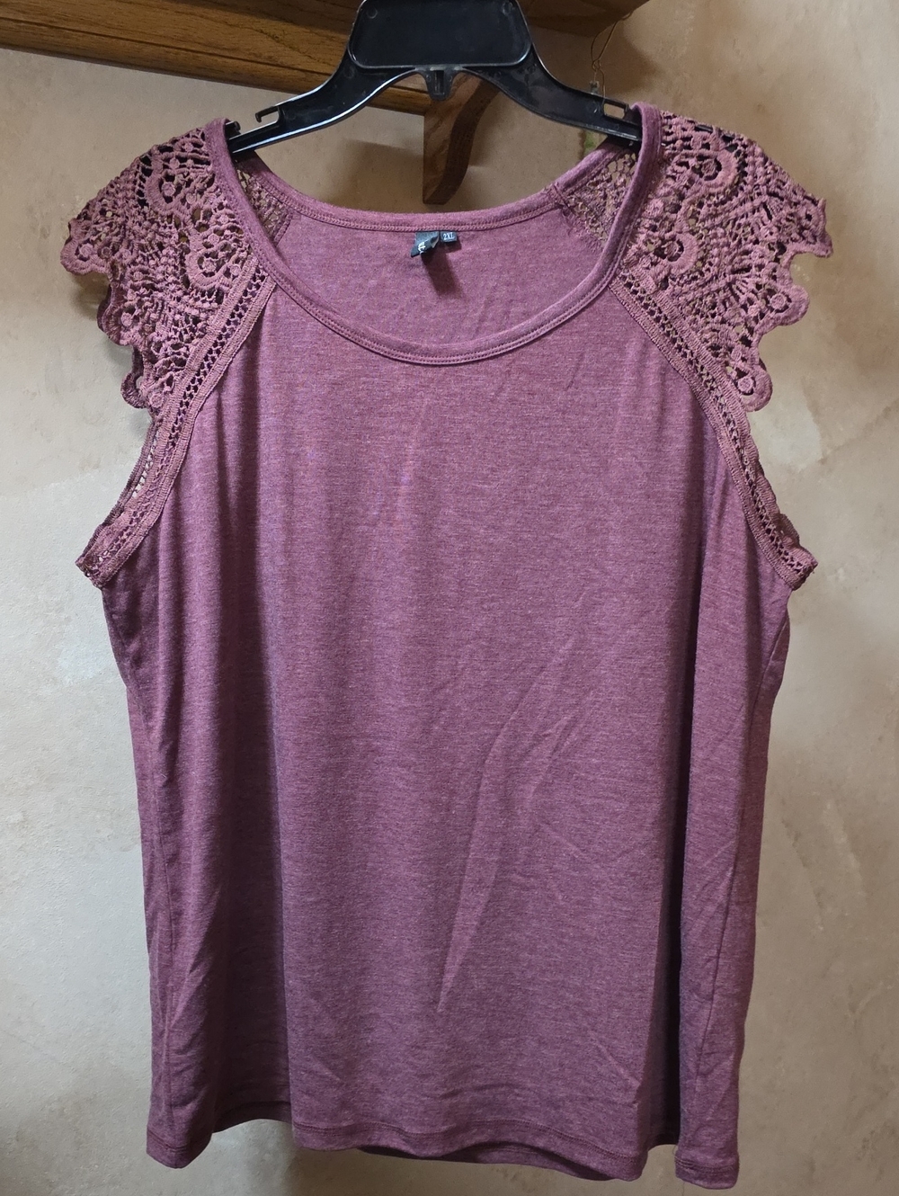 Source Unknown Crochet Cap-Sleeve Tank in Mauve